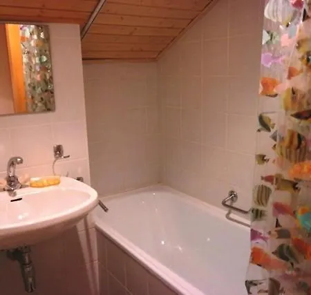Lupins 32 Apartman